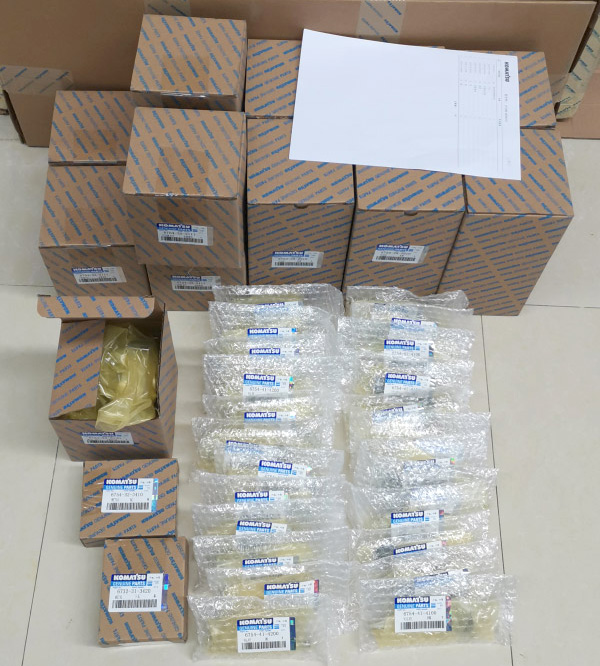 小松發(fā)動(dòng)機(jī)維修套餐包